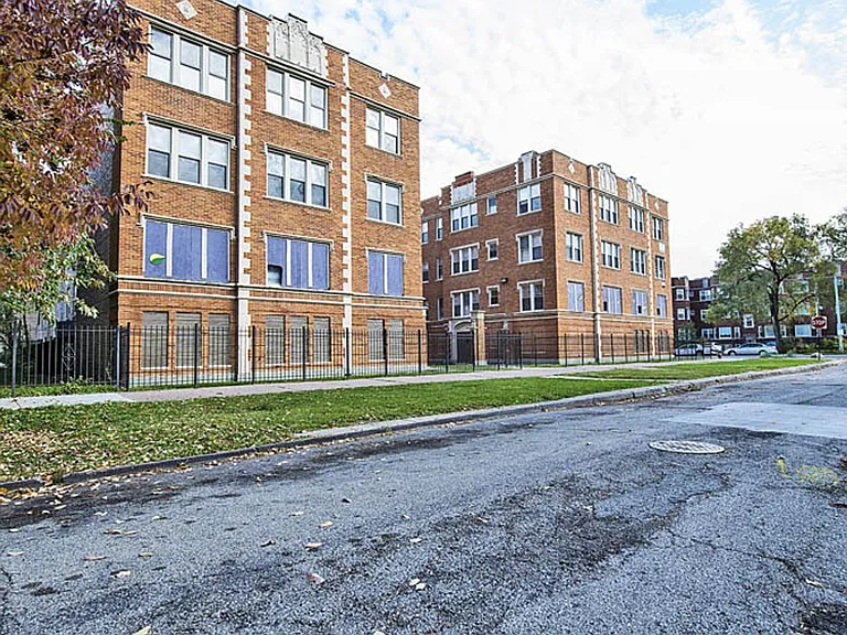 3600 W Franklin — Photo 45