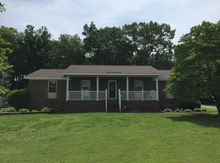 310 Mountain Lake Cir, Rainbow City, AL 35906