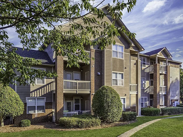 Eastover Ridge Apartments — Photo 17