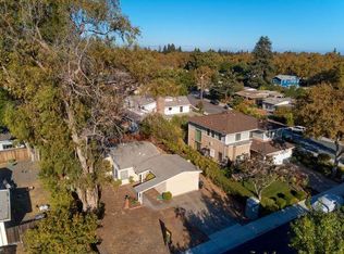 436 Burgoyne St, Mountain View, CA 94043