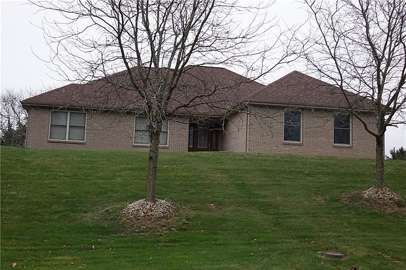 1st image of 101 Fox Hollow Dr