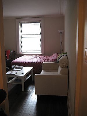 4th image of 314 W 105th St #4E