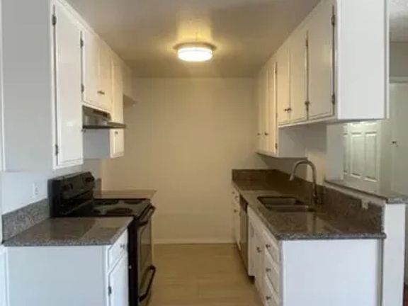 2nd image of 215 N Belmont St #2-0-9