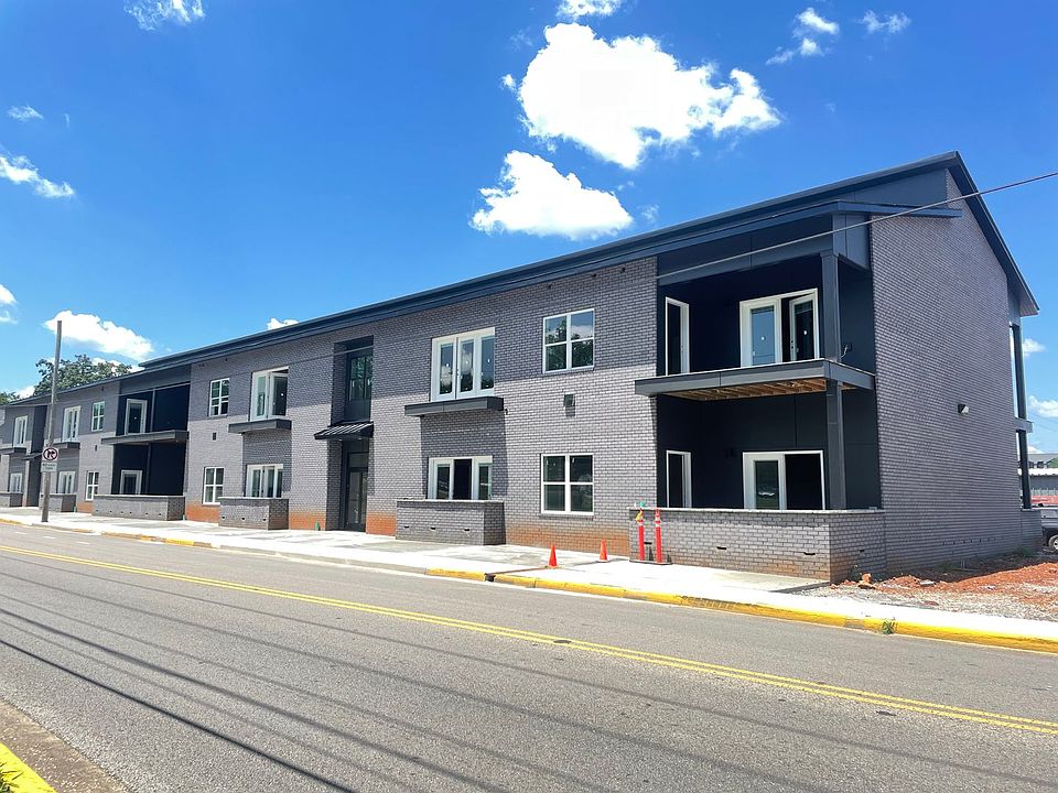 1st image of 677 Chestnut St #117
