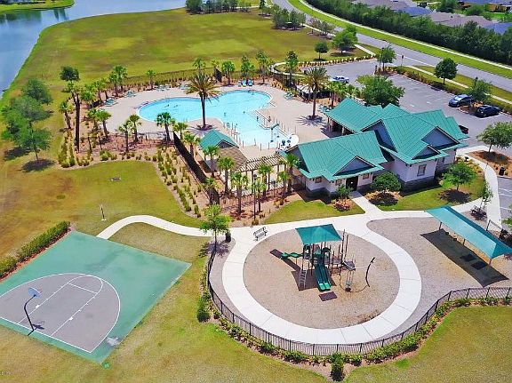 4th image of 145 Brays Island Ln