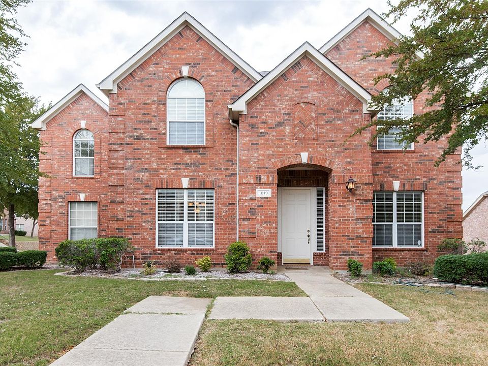 1st image of 1019 Thorncliff Trl