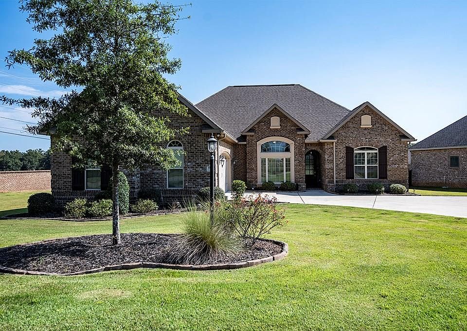 1st image of 600 McCarley Downs Dr
