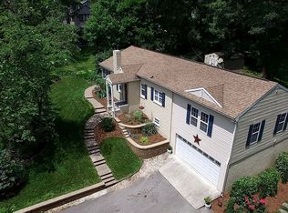 3111 Kenilworth Ln, Knoxville, TN 37917