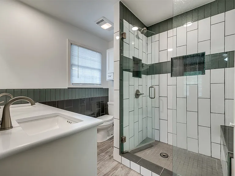 3728 Park Ln — Photo 16