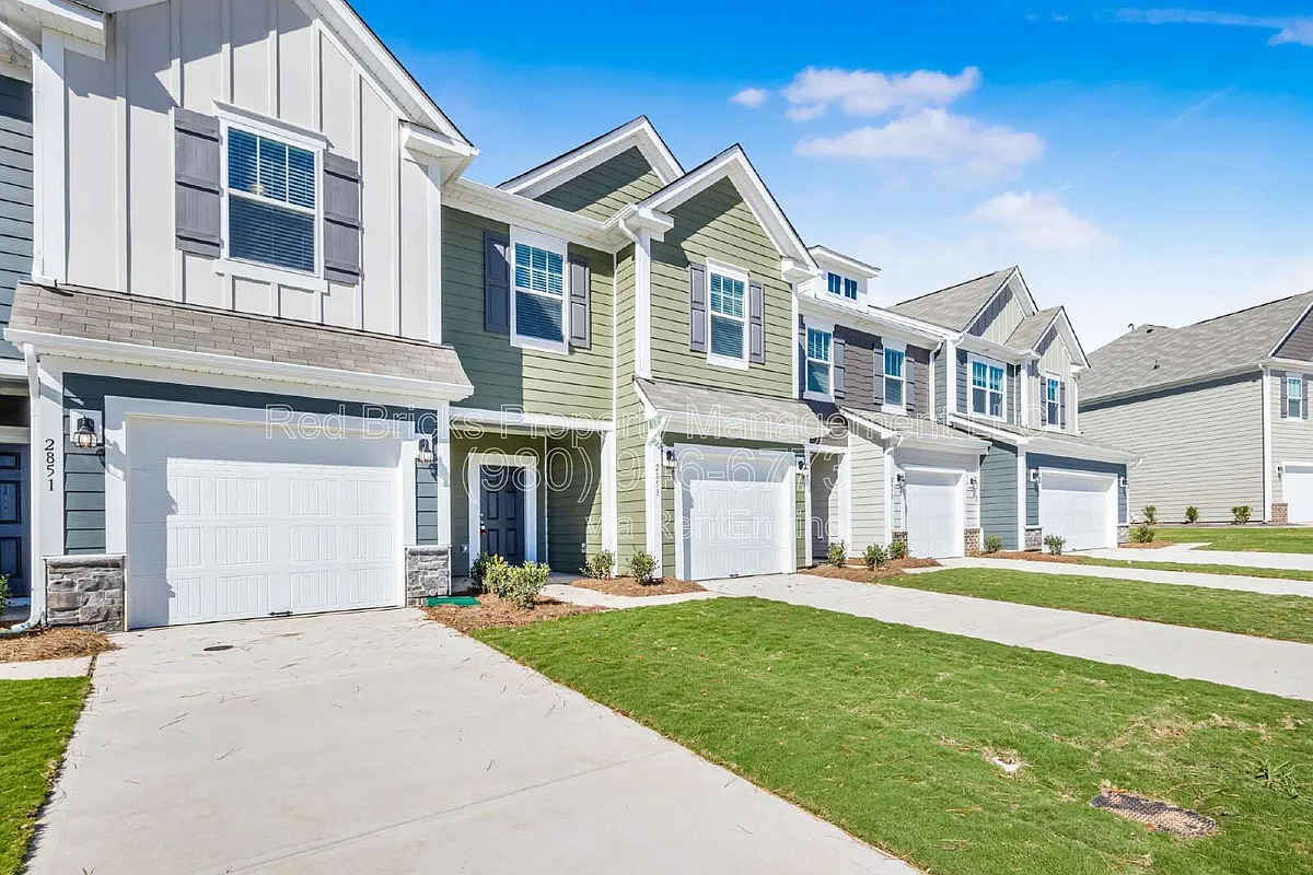 Building Photo - 2853 Yeager Dr