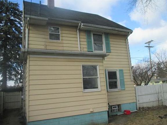 3rd image of 1501 Vermont Ave