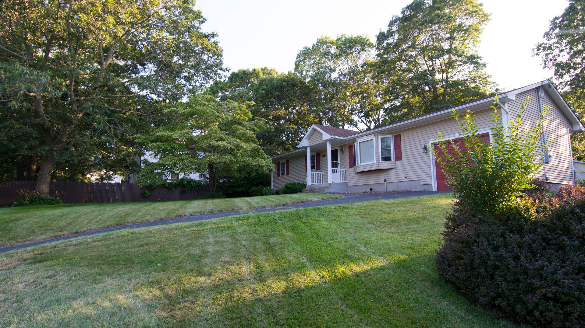 536 Wading River Rd in Manorville Out East