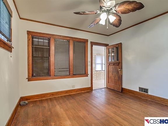 3rd image of 6045 Holmes St