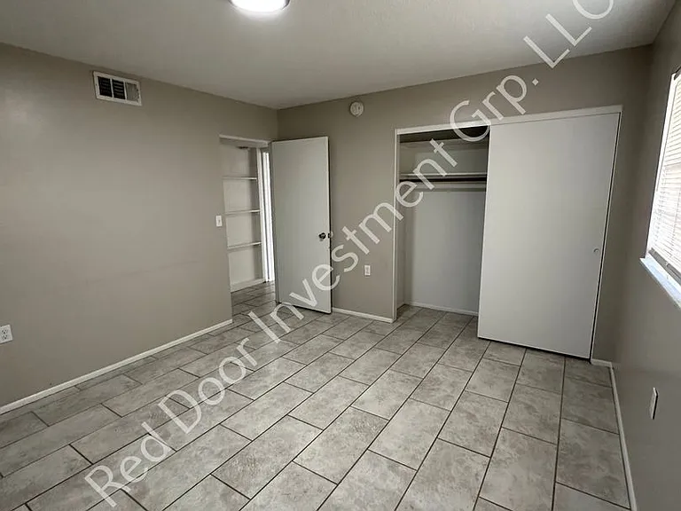 1 & 2 Bedrooms Available in Downtown St. Cloud — Photo 9