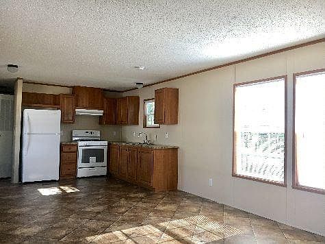 2nd image of 5388 Quartz Dr