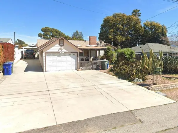 40 Mission Dr, Camarillo, CA 93010