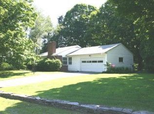 16 Orchard Ln, Springfield, VT 05156