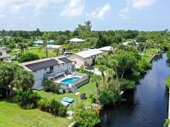 6 Cove Ln, Englewood, FL 34223