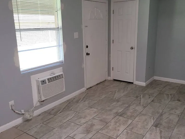 Swiss Village Apartments — Photo 11