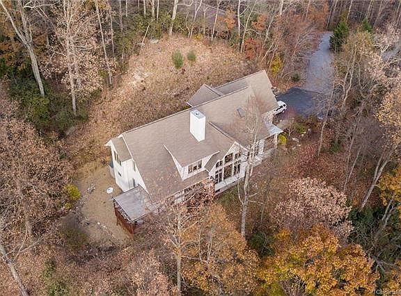 End of Cul de Sac privacy.