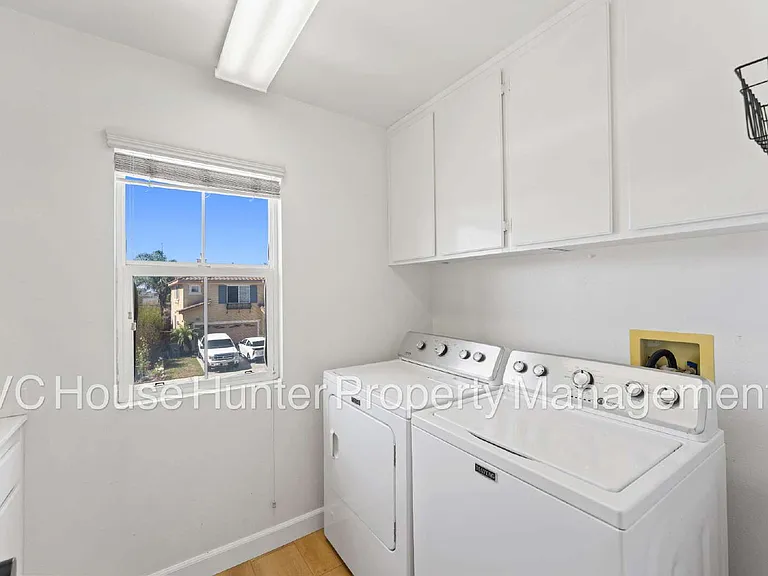 708 Entrada Dr — Photo 30