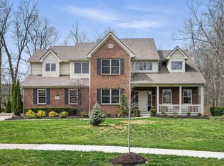 1295 Dunrovin Dr, New Albany, OH 43054