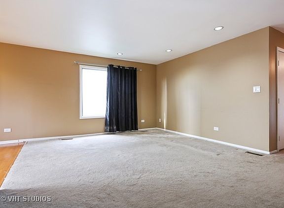 2nd image of 2318 Vista Dr