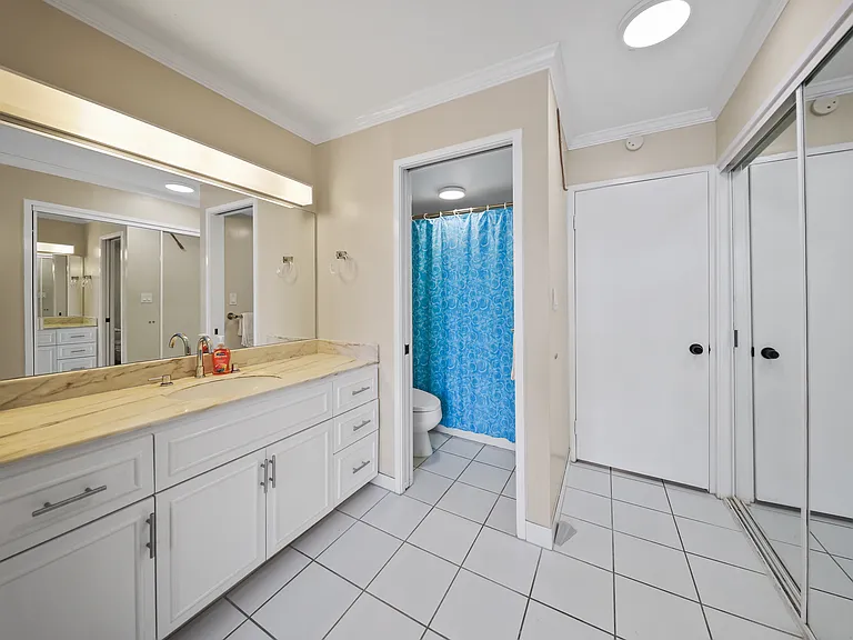 1910 Ala Moana Blvd #13A — Photo 18