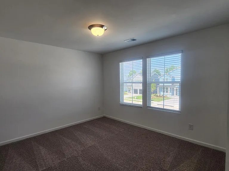 2189 Boxwood Cir SE — Photo 13