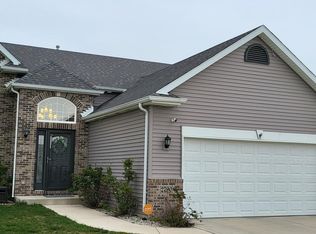 2790 W 83rd Ln, Merrillville, IN 46410