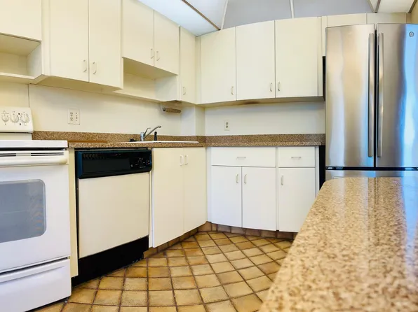 3080 N Course Drive #405, Pompano Beach, FL 33069
