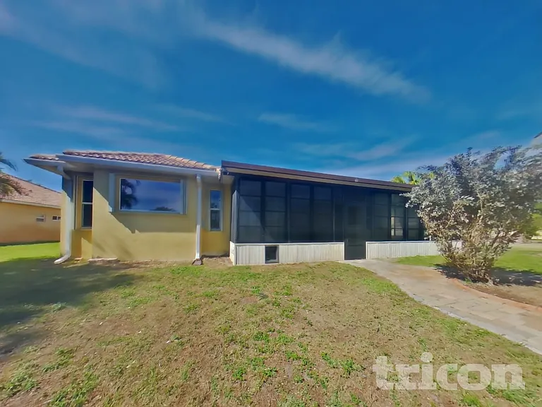 6300 Falcon Lair Dr — Photo 21