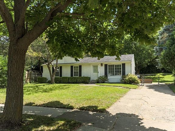 5th image of 18 Jay Lee Ct