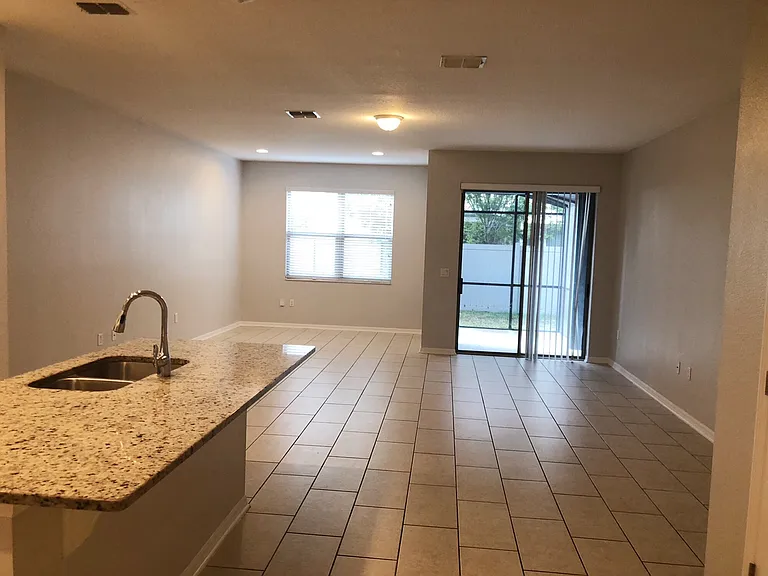 2529 Egret Shores Dr — Photo 9