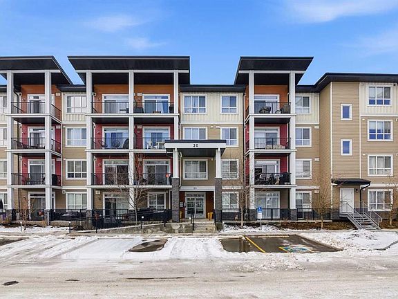 3rd image of 20 Walgrove Walk SE #213