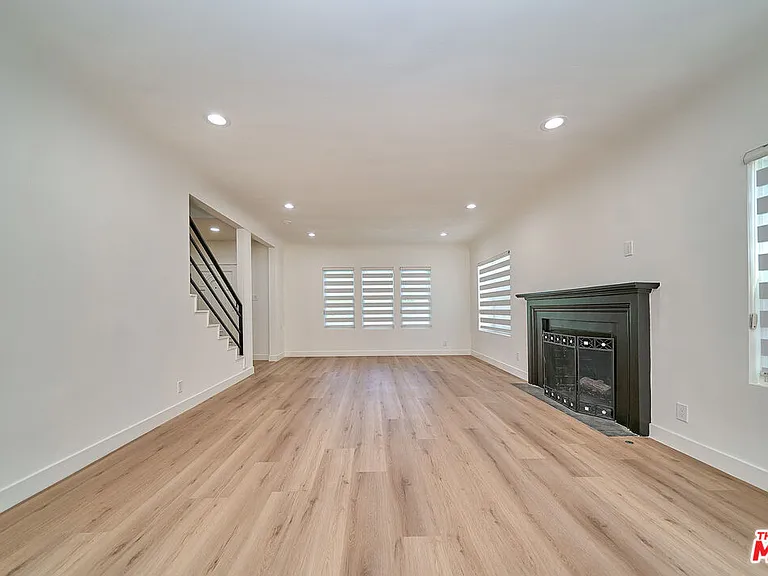 347 S Highland Ave — Photo 7