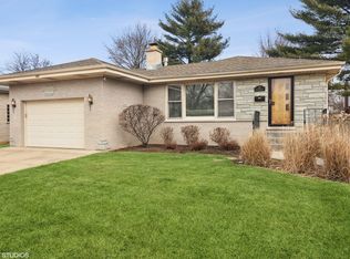 107 N Rammer Ave, Arlington Heights, IL 60004