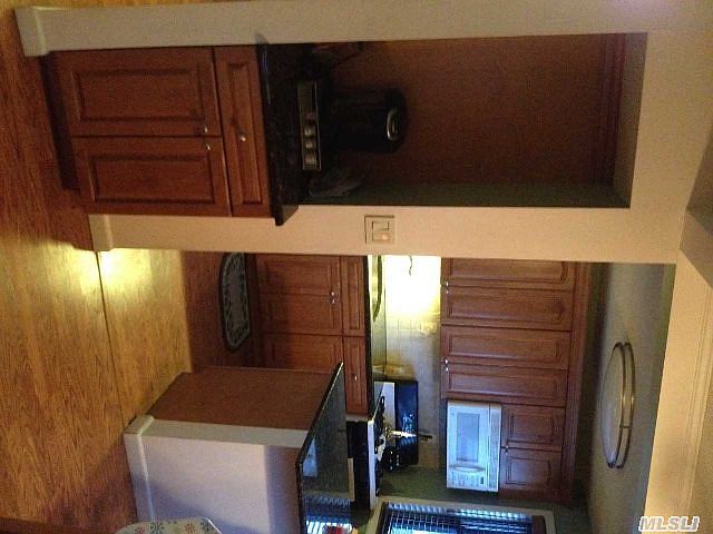 2nd image of 15541 81st St