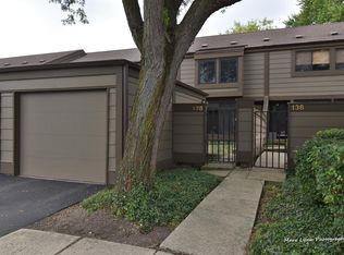 138 Aberdeen Ct, Geneva, IL 60134