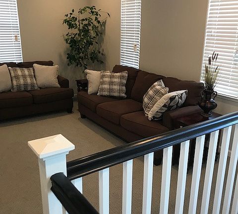 5th image of 758 Carver Pl