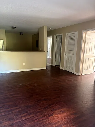 Floor plan L