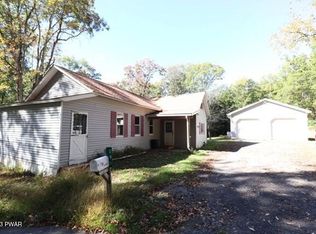 295 Welcome Lake Rd, Beach Lake, PA 18405