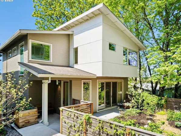 6251 SE Yamhill St, Portland, OR 97215