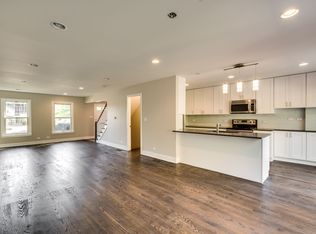 601 Park Ave #617-R, Wilmette, IL