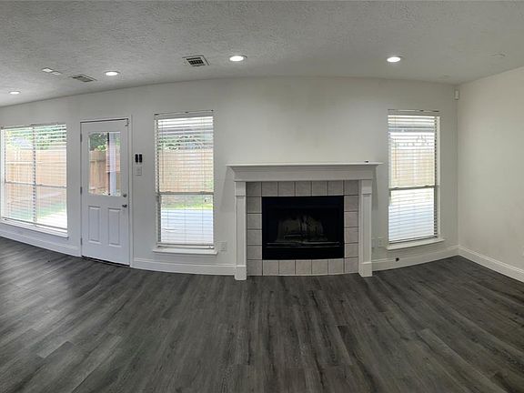 2nd image of 3427 Ramsgate Dr