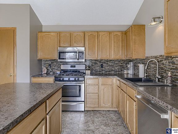 3rd image of 4241 Duxhall Dr