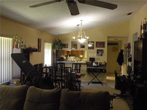 3rd image of 2709 Hammock Ct
