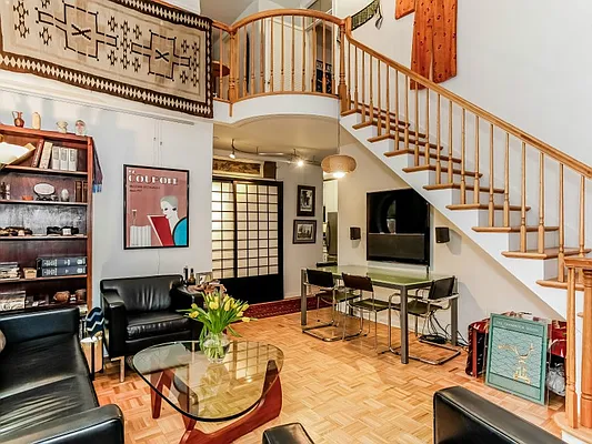 Sold by Sotheby's International Realty | media 3