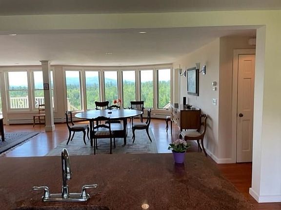 4th image of 82 Brown Hill Rd