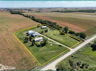 2285 Taylor Rd, Springville, IA 52336